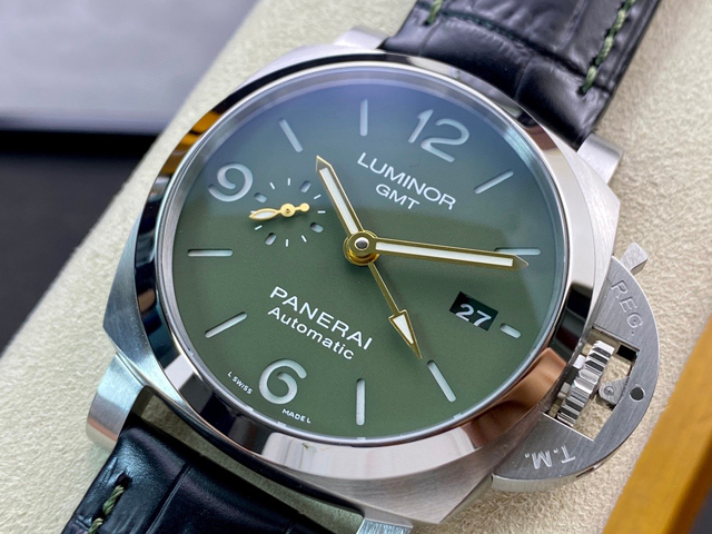 【OFFICINE PANERAI】パネライ スーパーコピー サブマーシブル PAM01056 44mm【VS工場出品】