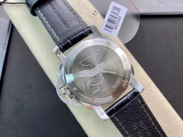 【OFFICINE PANERAI】パネライ スーパーコピー サブマーシブル PAM01056 44mm【VS工場出品】