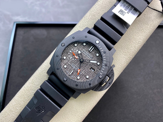 【OFFICINE PANERAI】パネライ スーパーコピー ルミノール サブマーシブル PAM01039 47mm【VS工場出品】