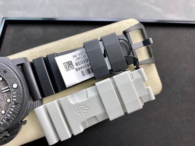 【OFFICINE PANERAI】パネライ スーパーコピー ルミノール サブマーシブル PAM01039 47mm【VS工場出品】