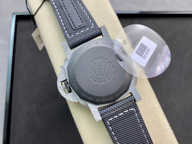 【OFFICINE PANERAI】パネライ スーパーコピー  ルミノール マリーナ ファイバーテック PAM01119 44MM【VS工場出品】
