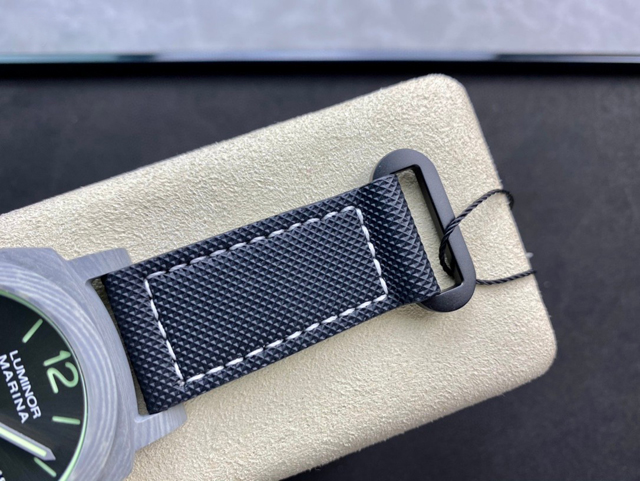 【OFFICINE PANERAI】パネライ スーパーコピー  ルミノール マリーナ ファイバーテック PAM01119 44MM【VS工場出品】
