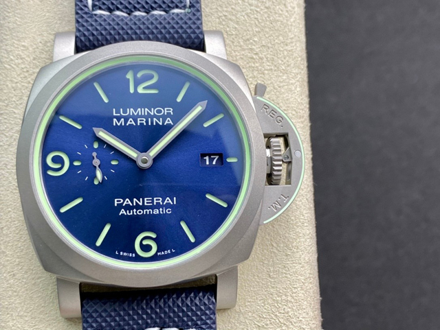 【OFFICINE PANERAI】パネライ スーパーコピー ルミノール マリーナ PAM01117 40mm【VS工場出品】
