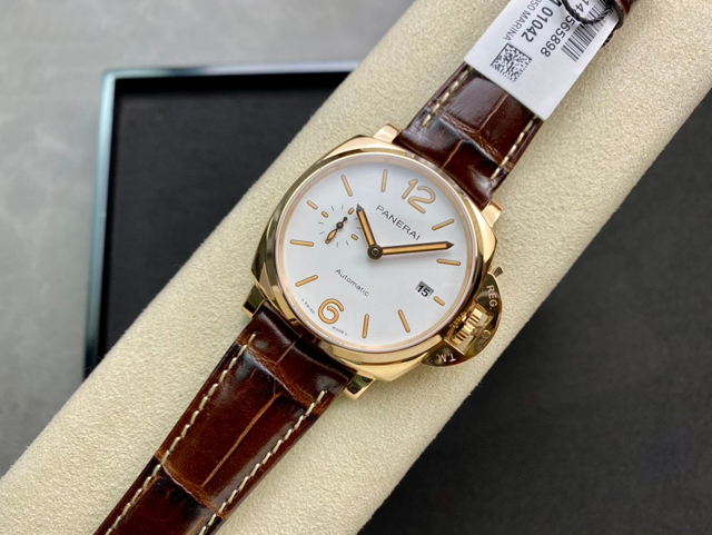 【OFFICINE PANERAI】パネライ スーパーコピー ルミノールドゥエ PAM01042 42mm【VS工場出品】