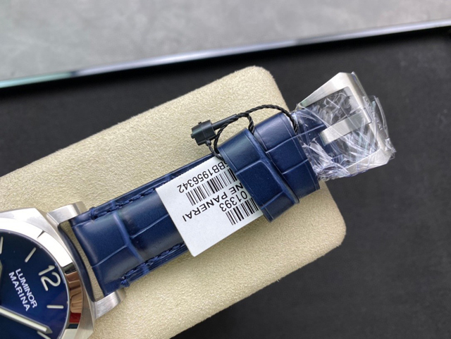 【OFFICINE PANERAI】パネライ スーパーコピー ルミノール マリーナ 1950 3デイズ オートマチック PAM01393 42mm【VS工場出品】