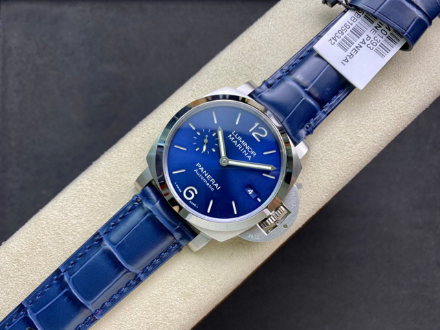 【OFFICINE PANERAI】パネライ スーパーコピー ルミノール マリーナ 1950 3デイズ オートマチック PAM01393 42mm【VS工場出品】