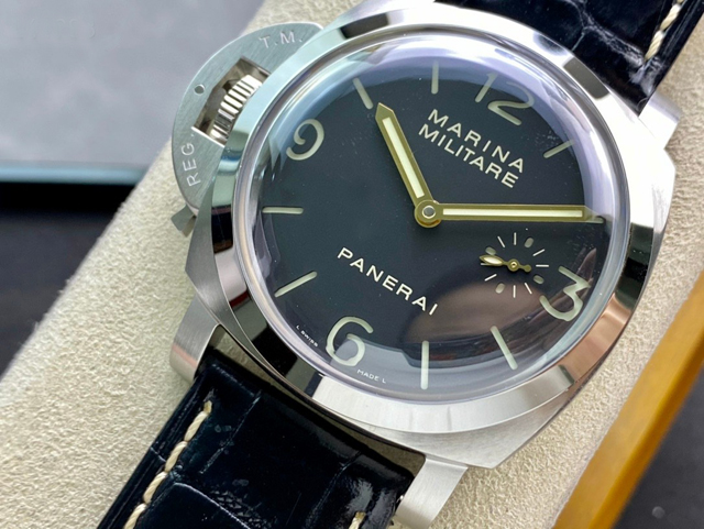 【OFFICINE PANERAI】パネライ スーパーコピー ルミノール マリーナ ミリターレ PAM00217 47mm【VS工場出品】