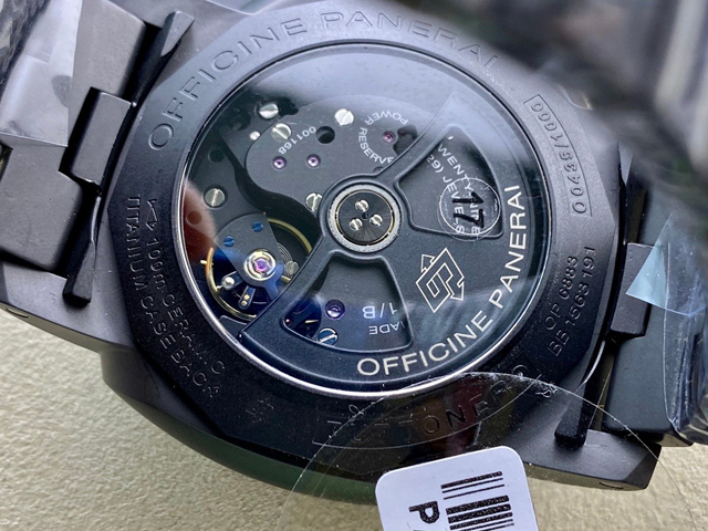 【OFFICINE PANERAI】パネライ スーパーコピー ルミノール 1950 3デイズ GMT オートマチック PAM00438 44mm【VS工場出品】