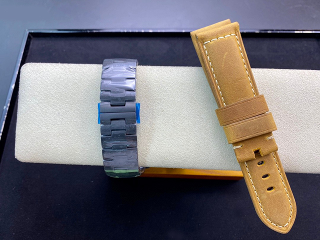 【OFFICINE PANERAI】パネライ スーパーコピー ルミノール 1950 3デイズ GMT オートマチック PAM00438 44mm【VS工場出品】