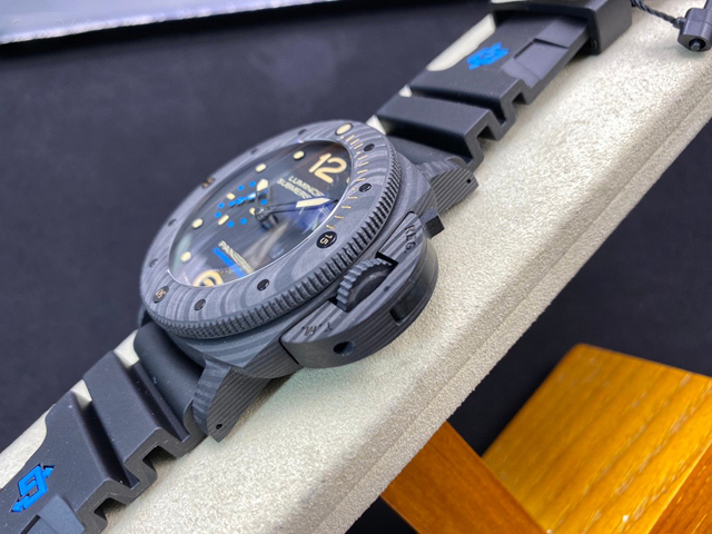 【OFFICINE PANERAI】パネライ スーパーコピー ルミノール 1950 サブマーシブル 3デイズ オートマチック PAM00616 47mm【VS工場出品】