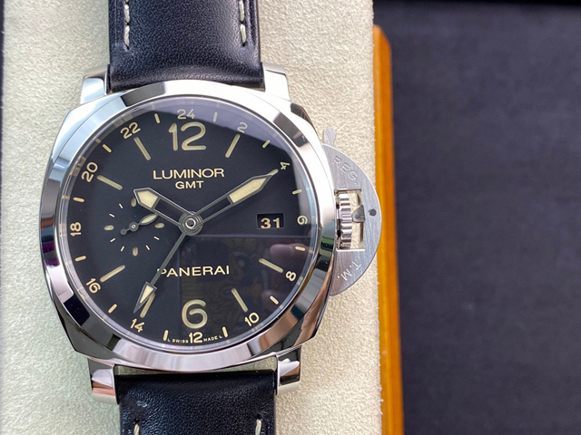 【OFFICINE PANERAI】パネライ スーパーコピー ルミノール 1950 3デイズ GMT オートマチック PAM00531 44mm【VS工場出品】