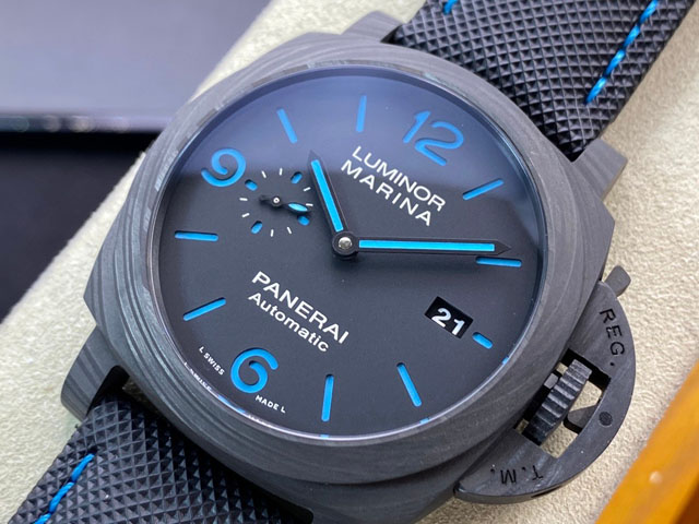 【OFFICINE PANERAI】パネライ スーパーコピールミノール マリーナ カーボテック PAM01661 44mm【VS工場出品】
