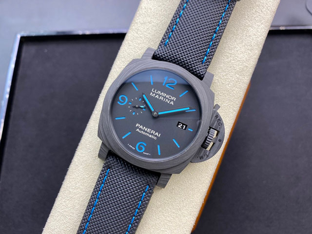 【OFFICINE PANERAI】パネライ スーパーコピールミノール マリーナ カーボテック PAM01661 44mm【VS工場出品】