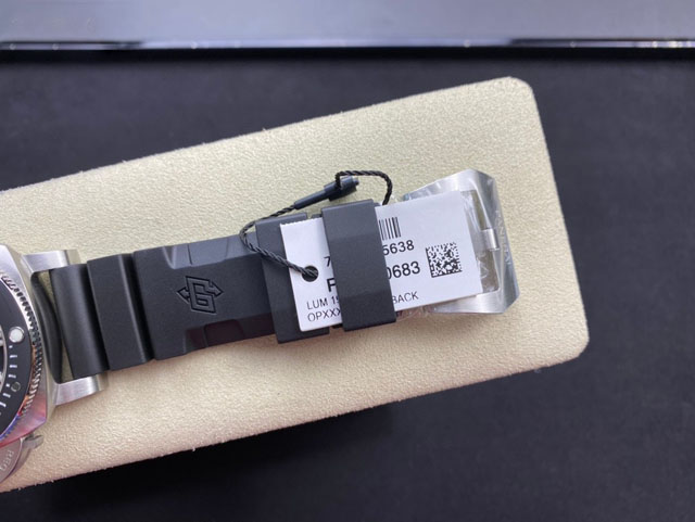 【OFFICINE PANERAI】パネライ スーパーコピー サブマーシブル PAM00683 42mm【VS工場出品】