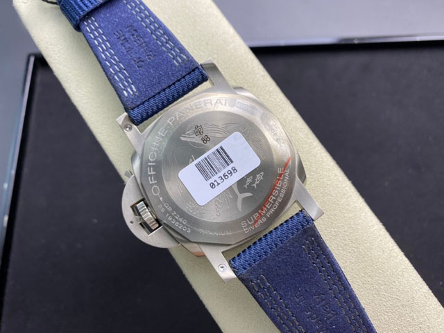 【OFFICINE PANERAI】パネライ スーパーコピー サブマーシブル マイク・ホーン エディション PAM00985 47mm【VS工場出品】