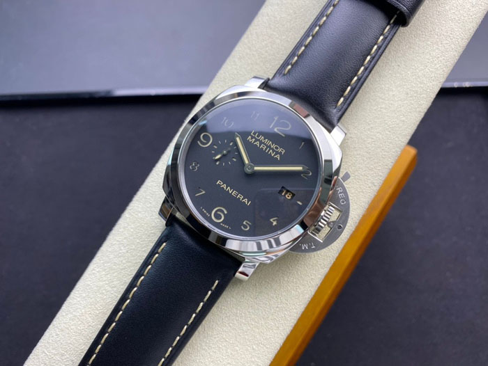 【OFFICINE PANERAI】パネライ スーパーコピー ルミノール マリーナ 1950 3デイズ オートマチック PAM00359 44mm【VS工場出品】