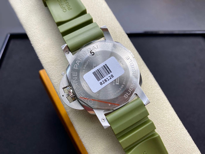 【OFFICINE PANERAI】パネライ スーパーコピー サブマーシブル オンライン限定 PAM01055 42mm【VS工場出品】