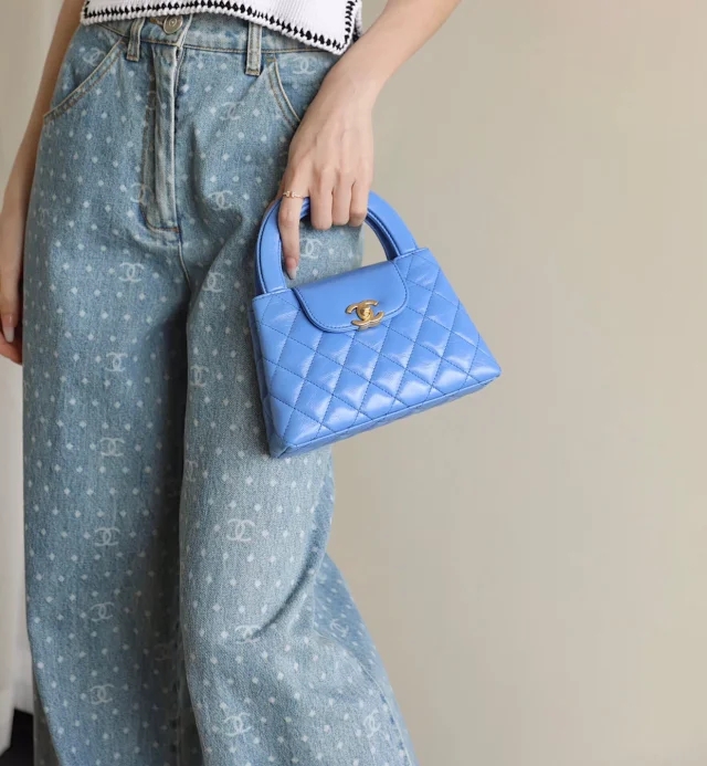 【CHANEL】シャネル スーパーコピー ミニ ショッピング バッグ ブルー（AS4416 B15566）