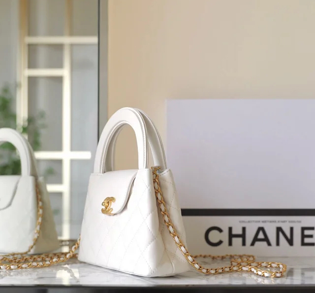 【CHANEL】シャネル スーパーコピー ミニ ショッピング バッグ ホワイト（AS4416 B15566 10601）