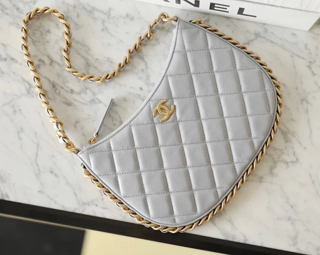 【CHANEL】シャネル スーパーコピー トランペット ホーボー バッグ（AS4378）