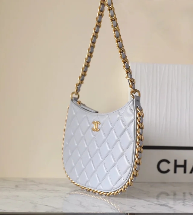 【CHANEL】シャネル スーパーコピー トランペット ホーボー バッグ（AS4378）