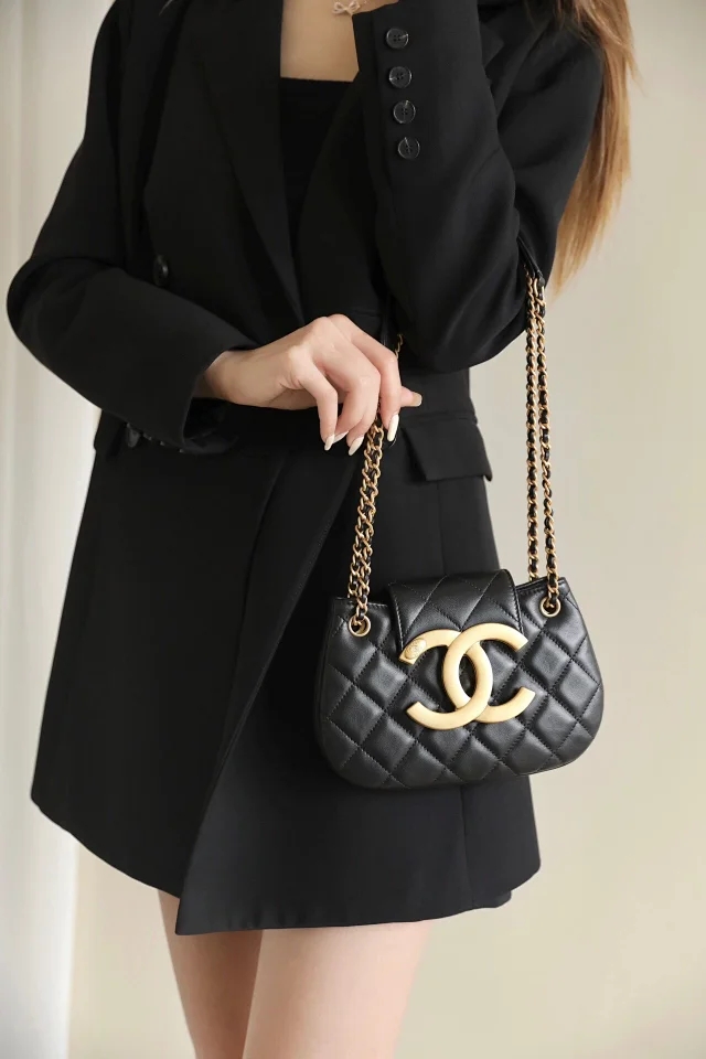 【CHANEL】シャネル スーパーコピー ショルダーバッグ ブラック（AS4609 B15010 94305）