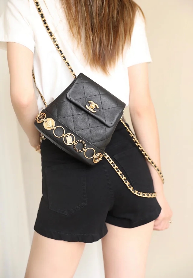  【CHANEL】シャネル スーパーコピー スモール バックパック（AS4275 B13658 94305）
