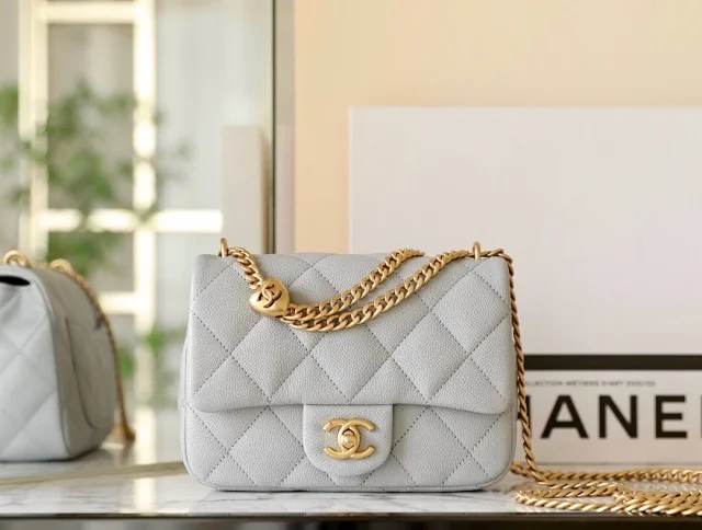 【CHANEL】シャネル スーパーコピー ミニ ショルダーバッグ グレー（AS3829）