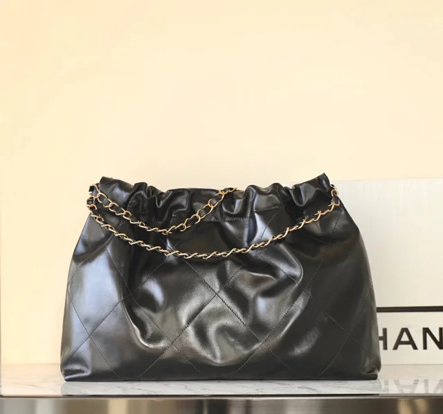 【CHANEL】シャネル スーパーコピー 22bag ショッピングバッグのハンドバッグ ブラック（AS4486）