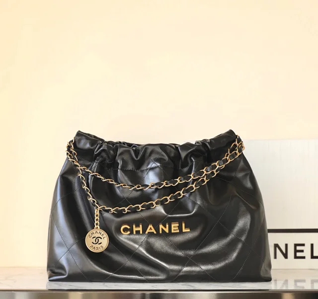 【CHANEL】シャネル スーパーコピー 22bag ショッピングバッグのハンドバッグ ブラック（AS4486）