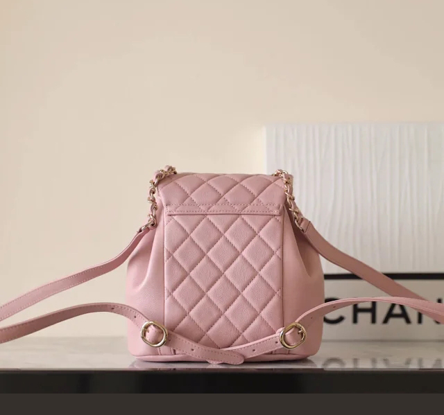 【CHANEL】シャネル スーパーコピー スモール バックパック カーフスキン（AS2908）