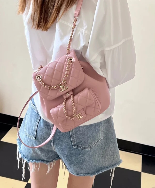 【CHANEL】シャネル スーパーコピー スモール バックパック カーフスキン（AS2908）