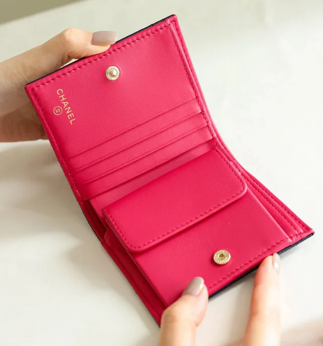 【CHANEL】シャネル スーパーコピー 24ss 二折 ウォレット ブラック（AP3055）