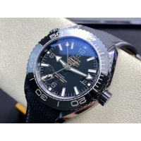 【OMEGA 】オメガ スーパーコピー シーマスター プラネットオーシャン マスタークロノメーターGMT ディープブラック 215.92.46.22.01.001【VS工場出品】