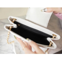  【CHANEL】シャネル スーパーコピー ビッグロゴ ショッピングバッグ チェーンバッグ ホワイト（AS4596 B15010 10601）