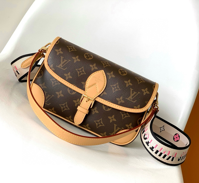 【Louis Vuitton】ルイヴィトン スーパーコピー ディアヌ NM PM ショルダーバッグ（M45985）