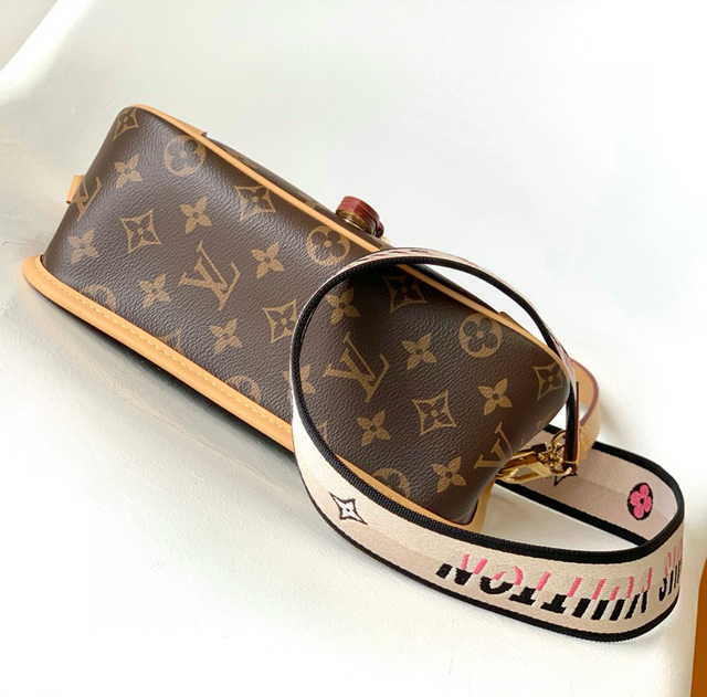 【Louis Vuitton】ルイヴィトン スーパーコピー ディアヌ NM PM ショルダーバッグ（M45985）