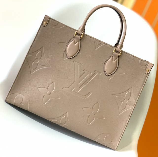 【Louis Vuitton】ルイヴィトン スーパーコピー オンザゴー MM ハンドバッグ（M45607）