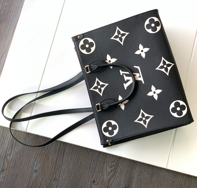【Louis Vuitton】ルイヴィトン スーパーコピー オンザゴー MM ハンドバッグ（M45495）