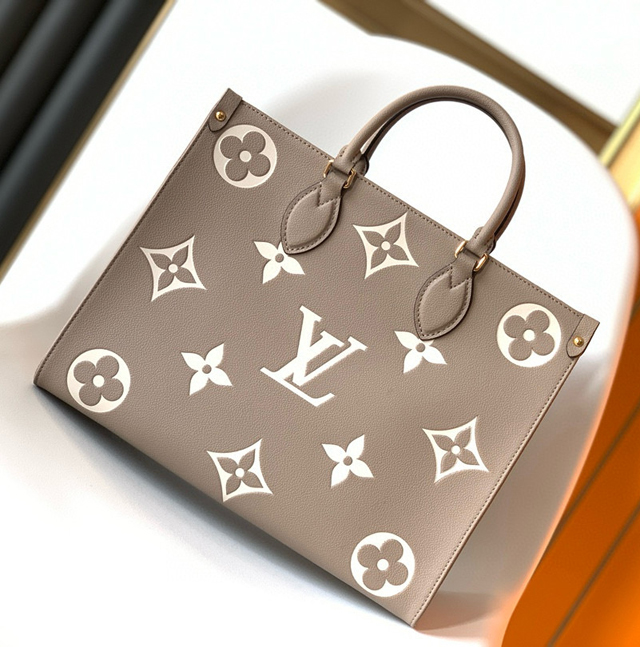 【Louis Vuitton】ルイヴィトン スーパーコピー オンザゴー MM ハンドバッグ（M45494）