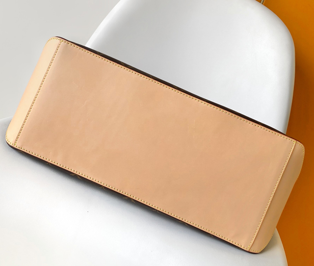 【Louis Vuitton】ルイヴィトン スーパーコピー 2024秋冬ショーアイテム メッゾ オーバーサイズのバッグ（M47134）