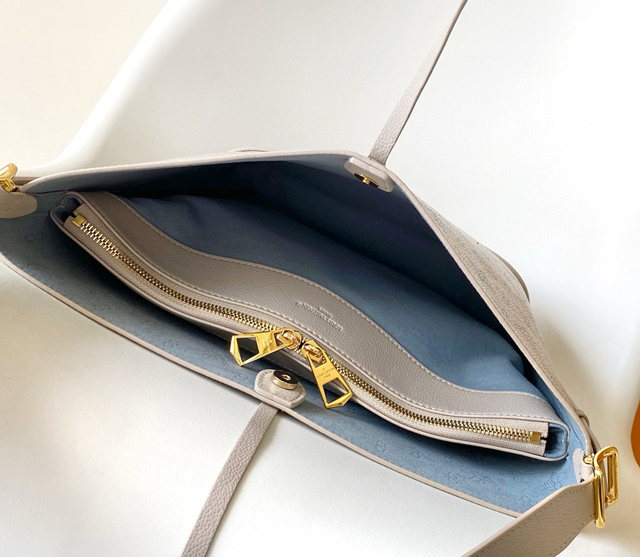【Louis Vuitton】ルイヴィトン スーパーコピー フライト･モード フロール ショルダーバッグ NM（M12496）