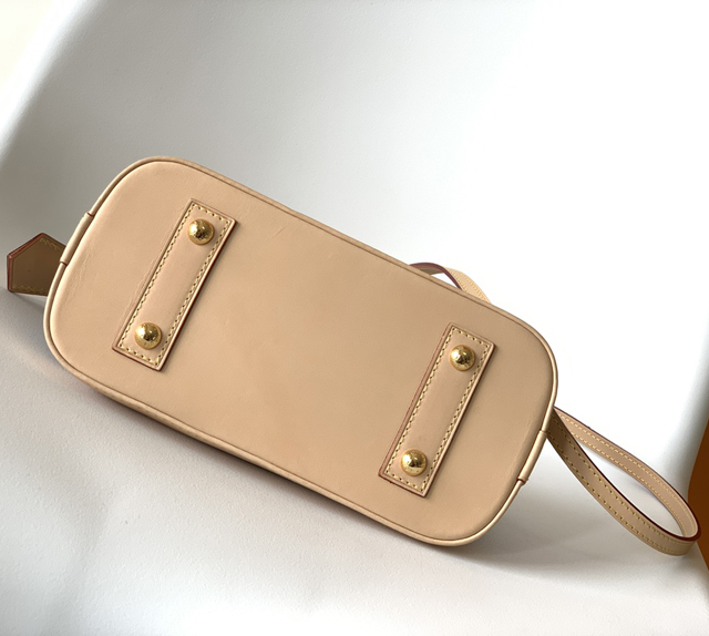 【Louis Vuitton】ルイヴィトン スーパーコピー アルマ BB ハンドバッグ（M46990）
