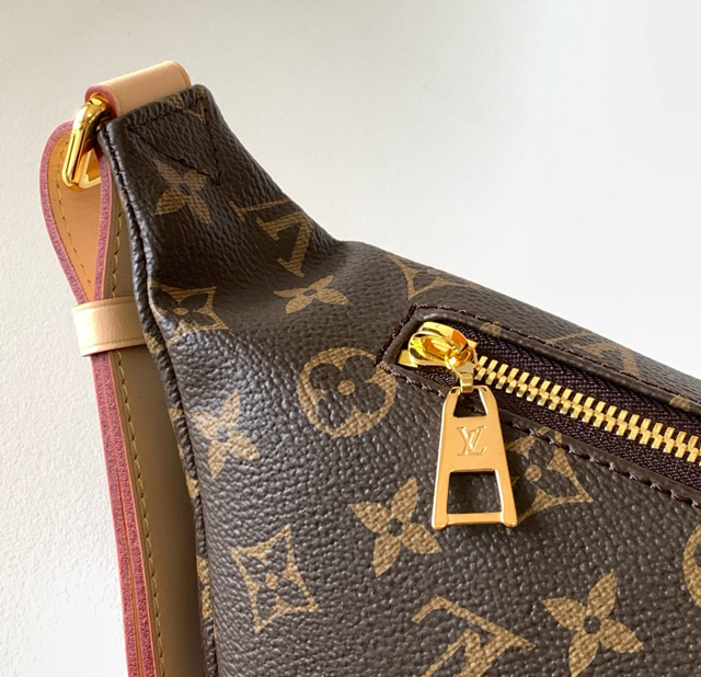 【Louis Vuitton】ルイヴィトン スーパーコピー Monogram  ウエストバッグ（M43644）