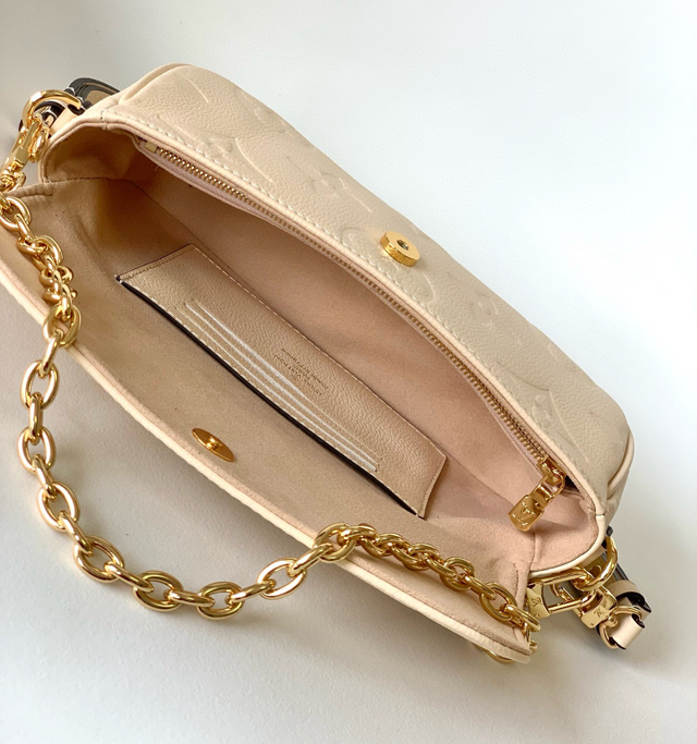 【Louis Vuitton】ルイヴィトン スーパーコピー ウォレット オン チェーン・アイビー ダブグレー（M82210）