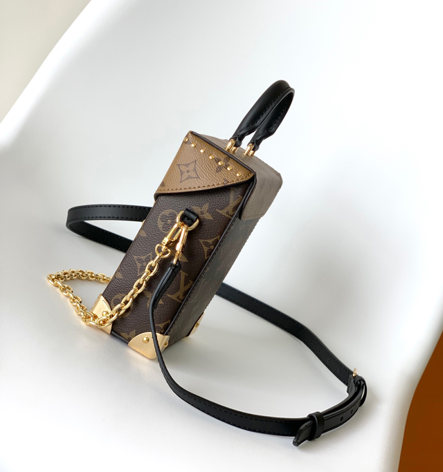 【Louis Vuitton】ルイヴィトン スーパーコピー カメラボックス ショルダーバッグ （M82465）