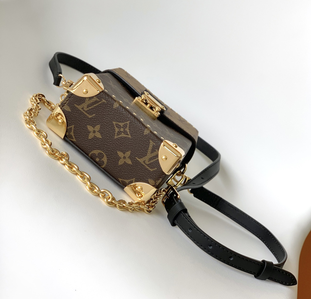 【Louis Vuitton】ルイヴィトン スーパーコピー カメラボックス ショルダーバッグ （M82465）