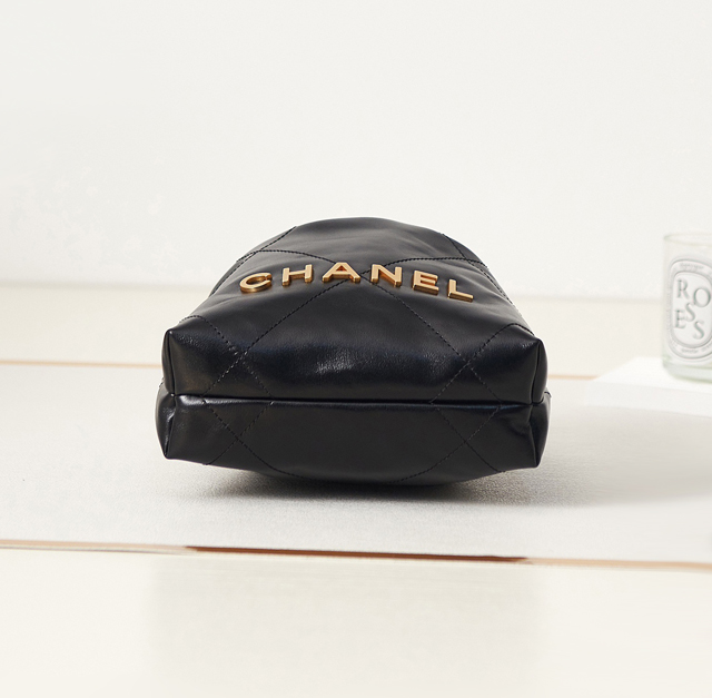 【CHANEL 】シャネル スーパーコピー CHANEL 22 ミニ バッグ（AS3980 B08037 94305）