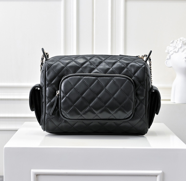 【CHANEL 】シャネル スーパーコピー 2024/25年秋冬 コレクション カメラ バッグ（AS5156 B18234 94305）