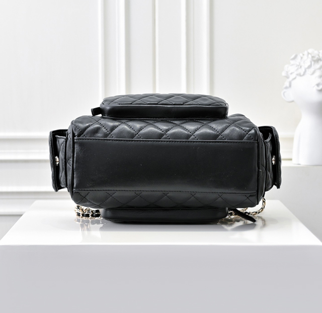 【CHANEL 】シャネル スーパーコピー 2024/25年秋冬 コレクション カメラ バッグ（AS5156 B18234 94305）